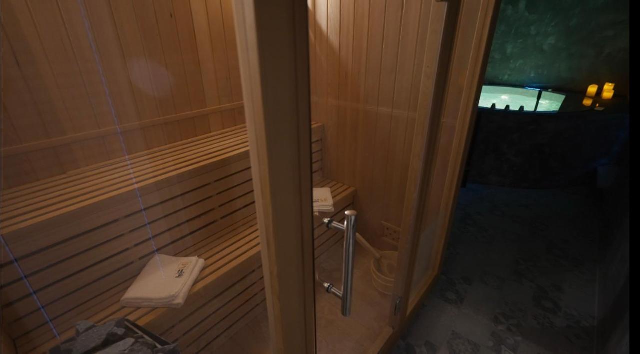 Les Suites M Wanze Exterior foto