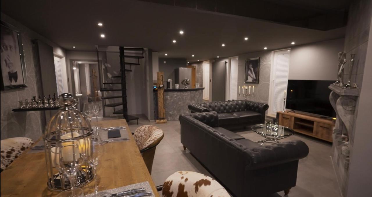 Les Suites M Wanze Exterior foto