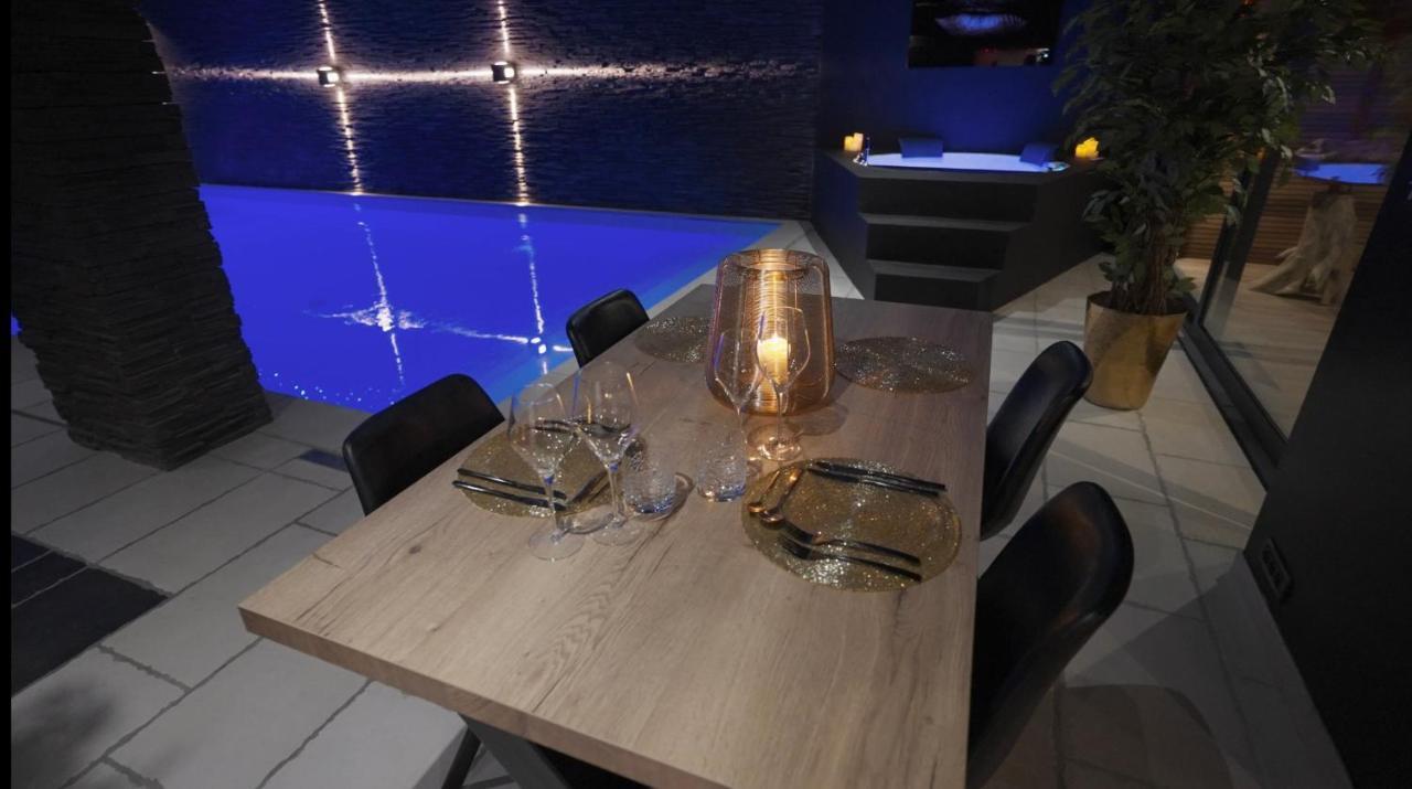 Les Suites M Wanze Exterior foto