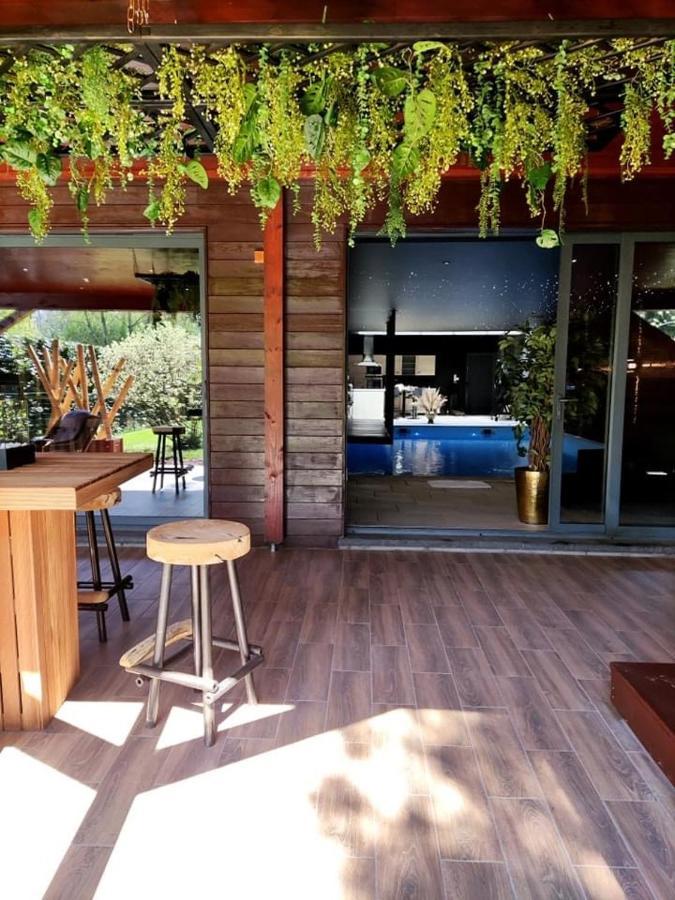 Les Suites M Wanze Exterior foto